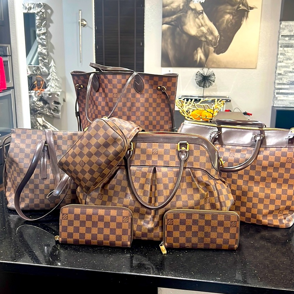 100% Authentic Damier Louis Vuitton collection